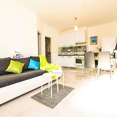 Arna Appartement