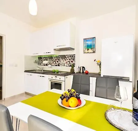 Arna Appartement